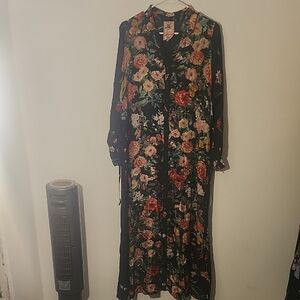 Johnny Was 100% Silk Black Floral Long Sleeve Dress